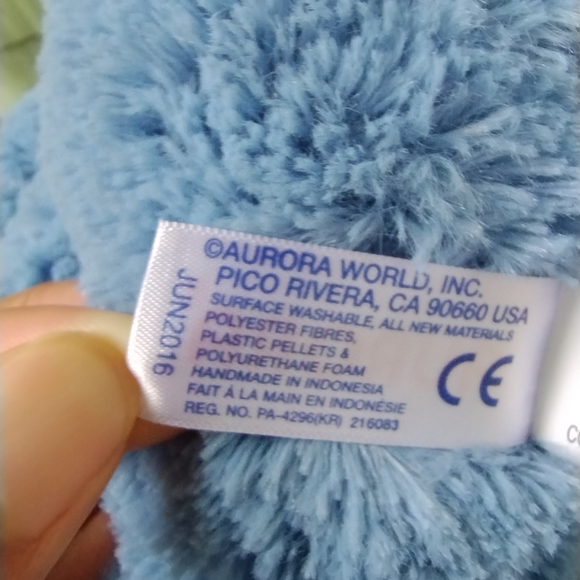 Aurora - Taddle Toes - 10" Toughie Lovey Triceratops blue dinosaur animal toy - Picture 8 of 13